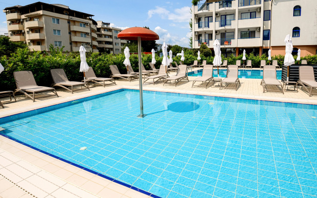 Hotel Laguna Park Sunrise