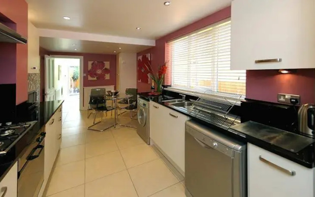 2@109 Hull