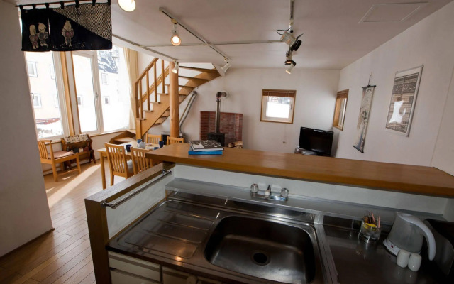 Yotei Cottage