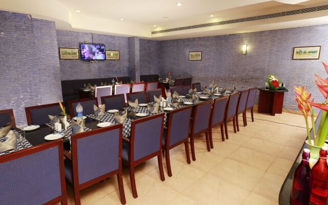 Renai Blue Waters Cherai