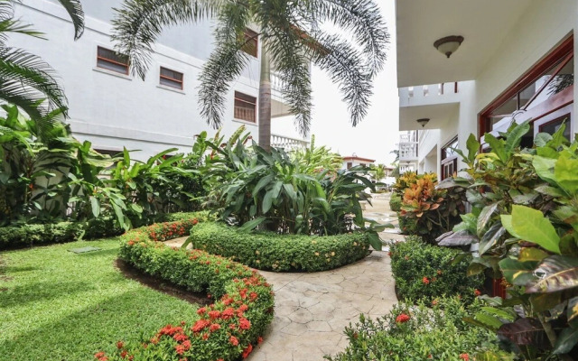 Charming Garden View Apt in Exclusive Community
