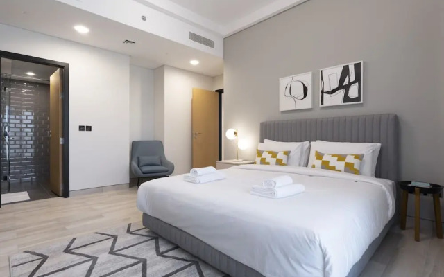 Ideal Flat City View Premium Facilities 4927