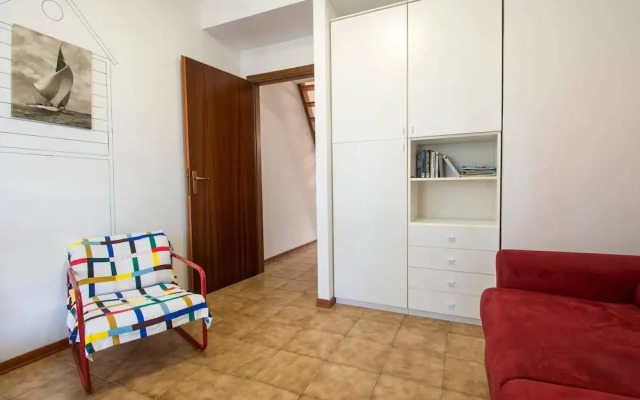 ALTIDO Lovely 1BR flat with patio and parking