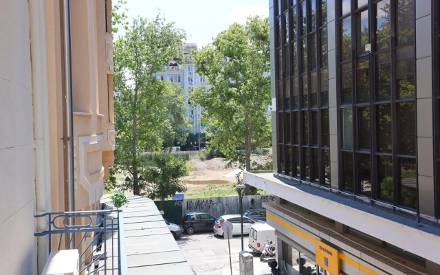 OPL Executive Apartment