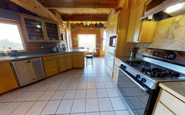 Juniper Ridge Family Cabin