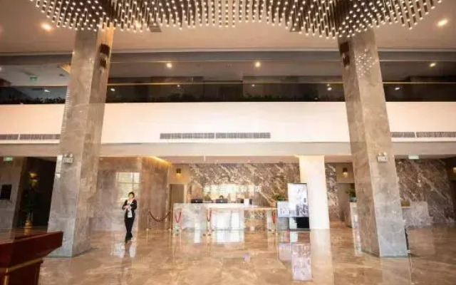 Miluo Metropark Eco Resor Hotel