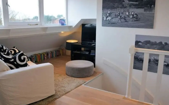 Coastal Apartment Near Dunes