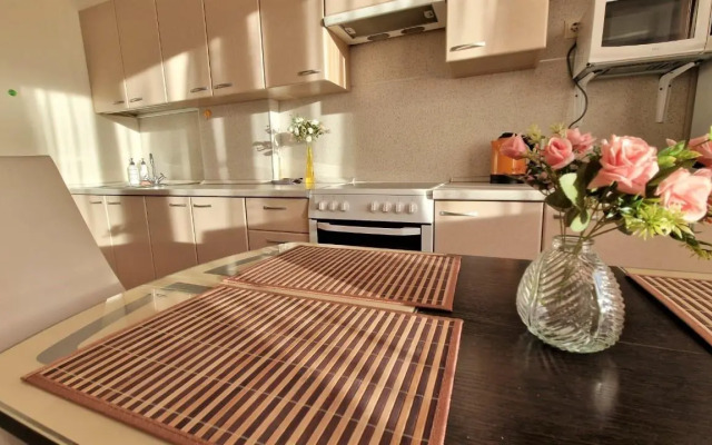 Apart Aprel (Апарт Апрель) на улице Краснозвездная 33