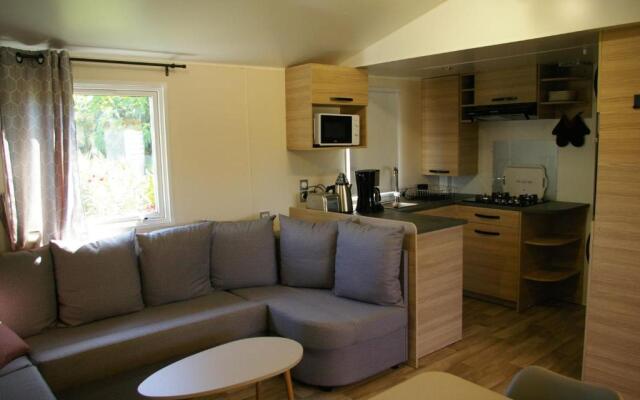 Mobile Home OuiReves 164 facing the Mediterranean