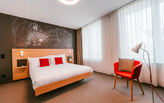 SwissTech Hotel
