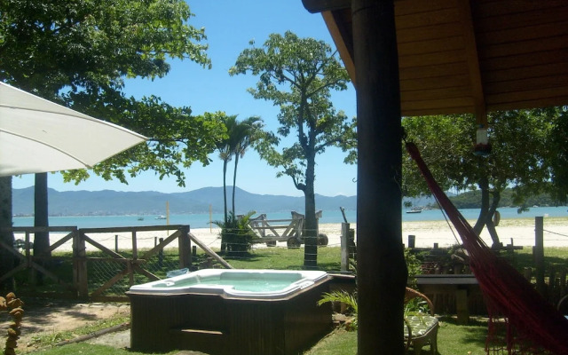 Tranquilidade e Descanso Frente ao Mar