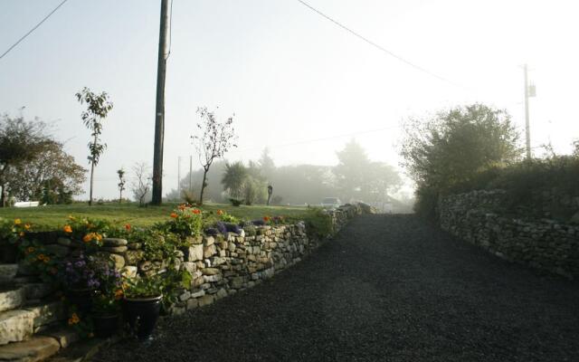 Kilcommon Lodge Holiday Hostel