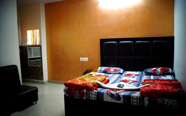 Goroomgo Alfa Charbhag Lucknow