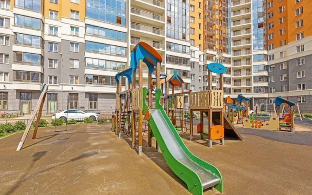 Apartments on Kushelevskaya road 7 building 1