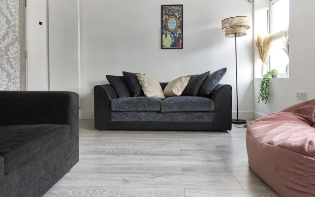 Urban Heaven - 6 Sleeper in the Heart of Bricklane