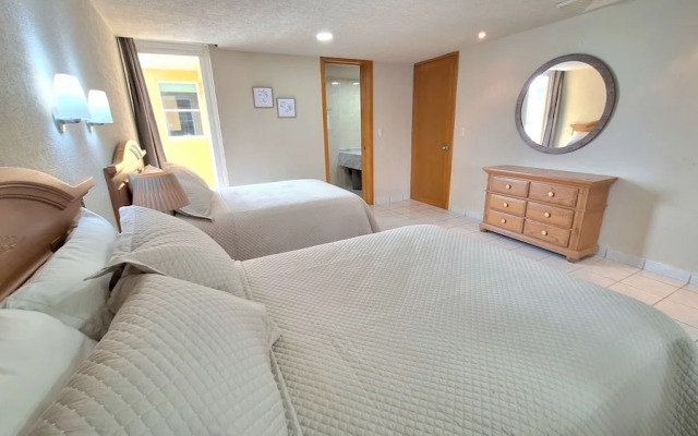 Ocean view 2BR Condo downtown Cozumel