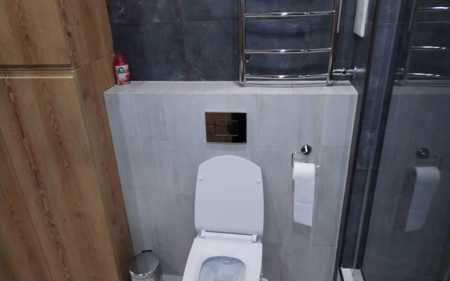 Apartment on the 5th lane, 131