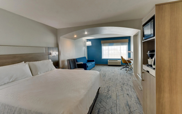 Holiday Inn Express & Suites Ardmore by IHG - фото 3