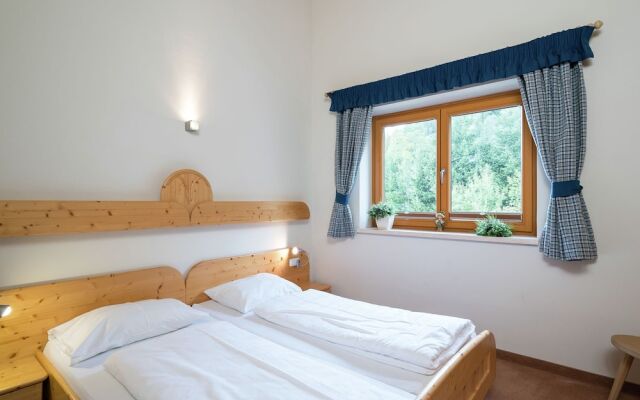 Charming Apartment in Saalbach-hinterglemm Near Ski Lift