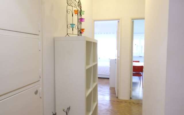 27 92 Campolide Apartment