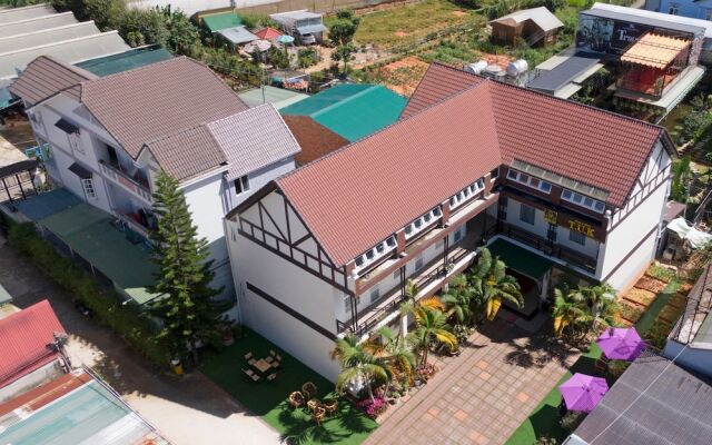 TUK Hotel