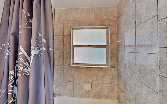 219spega 3 Bedroom Home