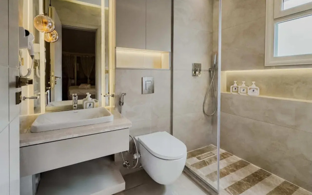 Imperial & Inviting 3bdr Duplex w/ Roof @new Cairo