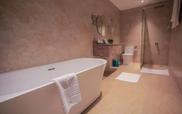 Address Palace Hotel Apartments