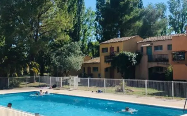 Appartement village 7 en résidence de vacances en Camargue