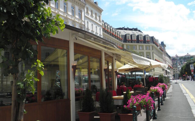 Hotel Ruze