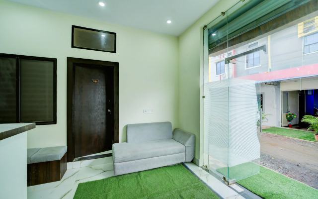 Collection O Hotel SP14