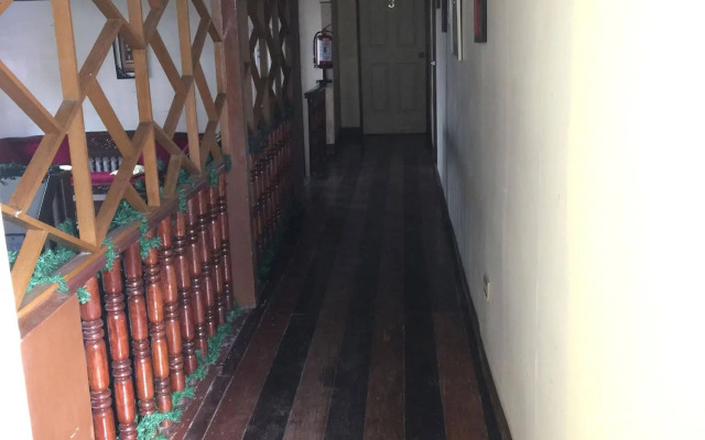 Casa Rey Francis Pension House
