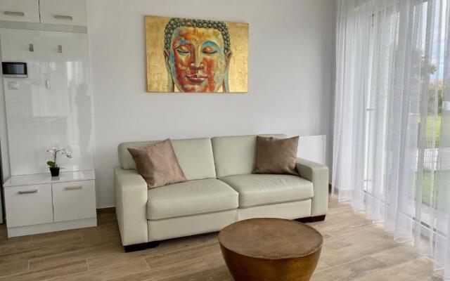 ROYAL SUN - lakeside luxury studio flat at Balaton