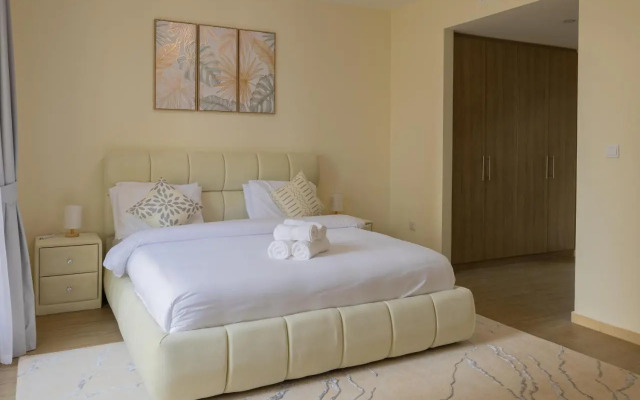 Stylish studio w/balcony close to the beach JBR