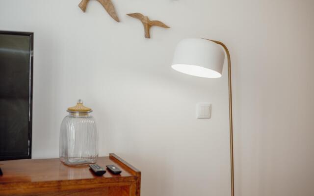 Porto Modern Downtown Apartment B With Garden