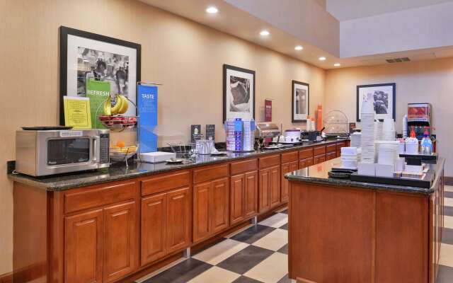 Hampton Inn & Suites Woodland-Sacramento Area