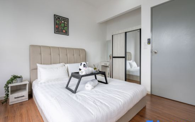M Vertica Pure Cove Kuala Lumpur 12pax