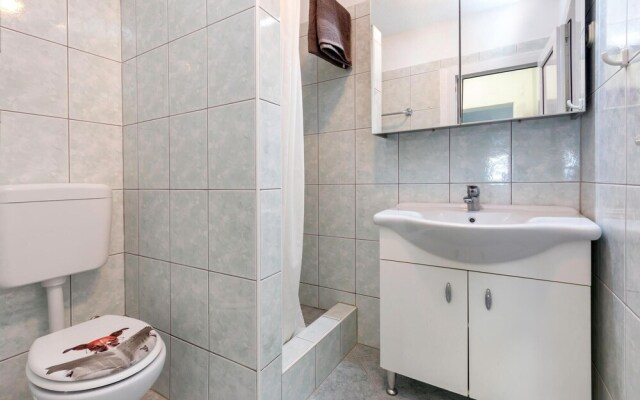 Awesome Home in Stinjan With Wifi and 1 Bedrooms