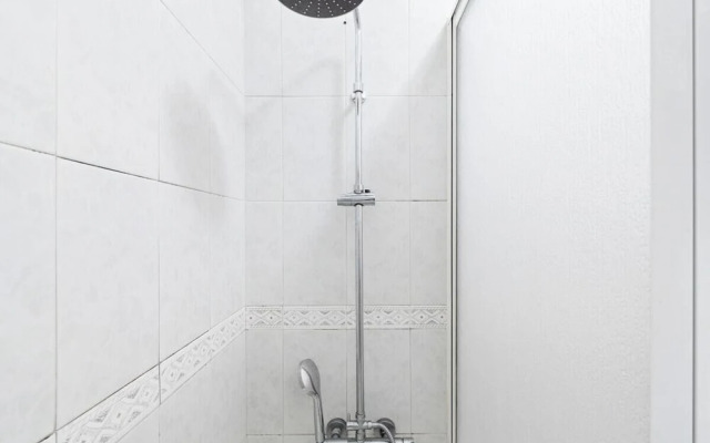 Bright & Cosy Apartment for 4 in Almada