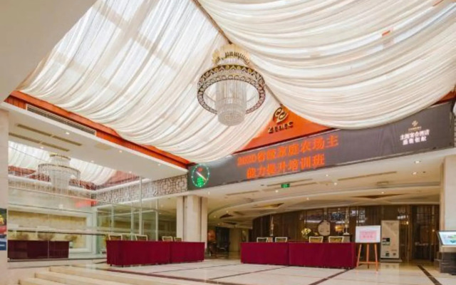Zenec Elegant Hotel
