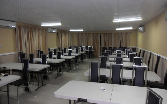 Springlink Hotel
