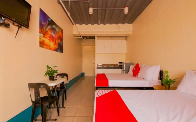Crowne One Condo by Oyo Rooms