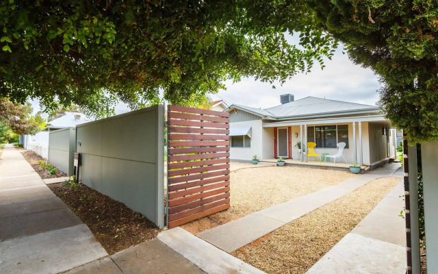 Indulge Homes - 77 Olive