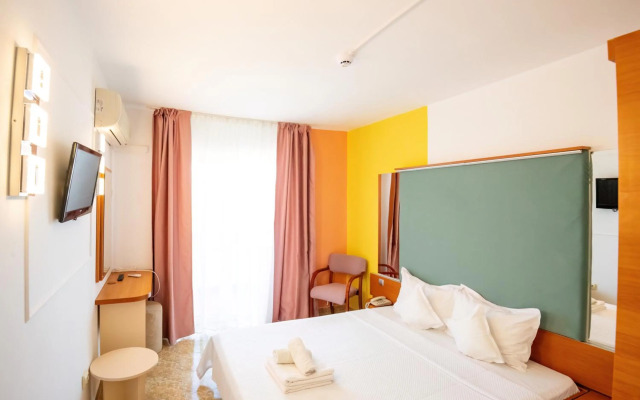 Hotel Modern