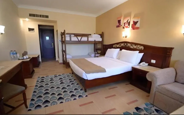 Regency Plaza Aqua Park & SPA