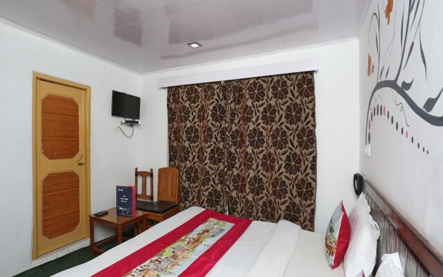OYO 9083 Hotel New Tourist Palace