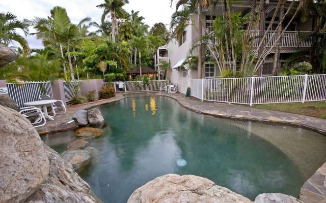 Reef Palms Motel
