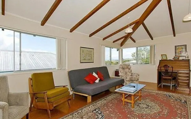 Views on Rimu - Whitianga Holiday Home