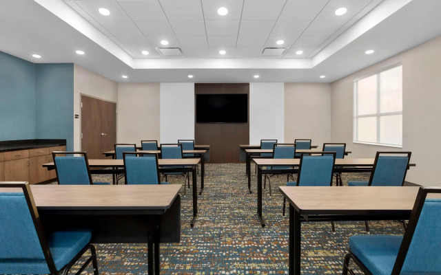 Hampton Inn By Hilton Cornwall