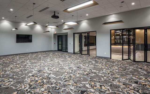 Hotel Trilogy Albany Airport, Tapestry Collection by Hilton